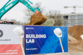 Spatenstich für Building Lab Regensburg