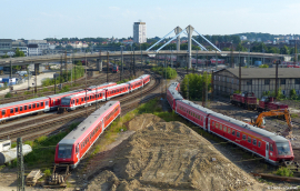 Das Schulungsprogramm wurde durch erfahrene Experten der Bayerischen Ingenieurekammer-Bau in Kooperation mit Experten der Deutschen Bahn entwickelt.