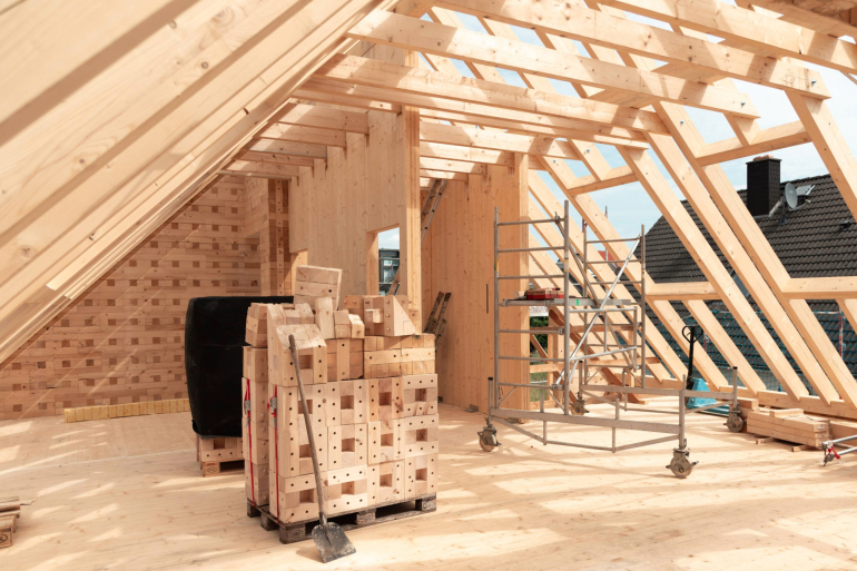 Der ganzheitliche Massivholzbaustein, Bildnachweis: David Jäger / TRIQBRIQ